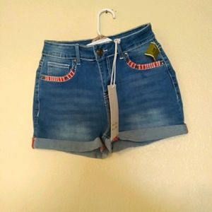 Blue Savvy Jeans Girl's shorts NWT